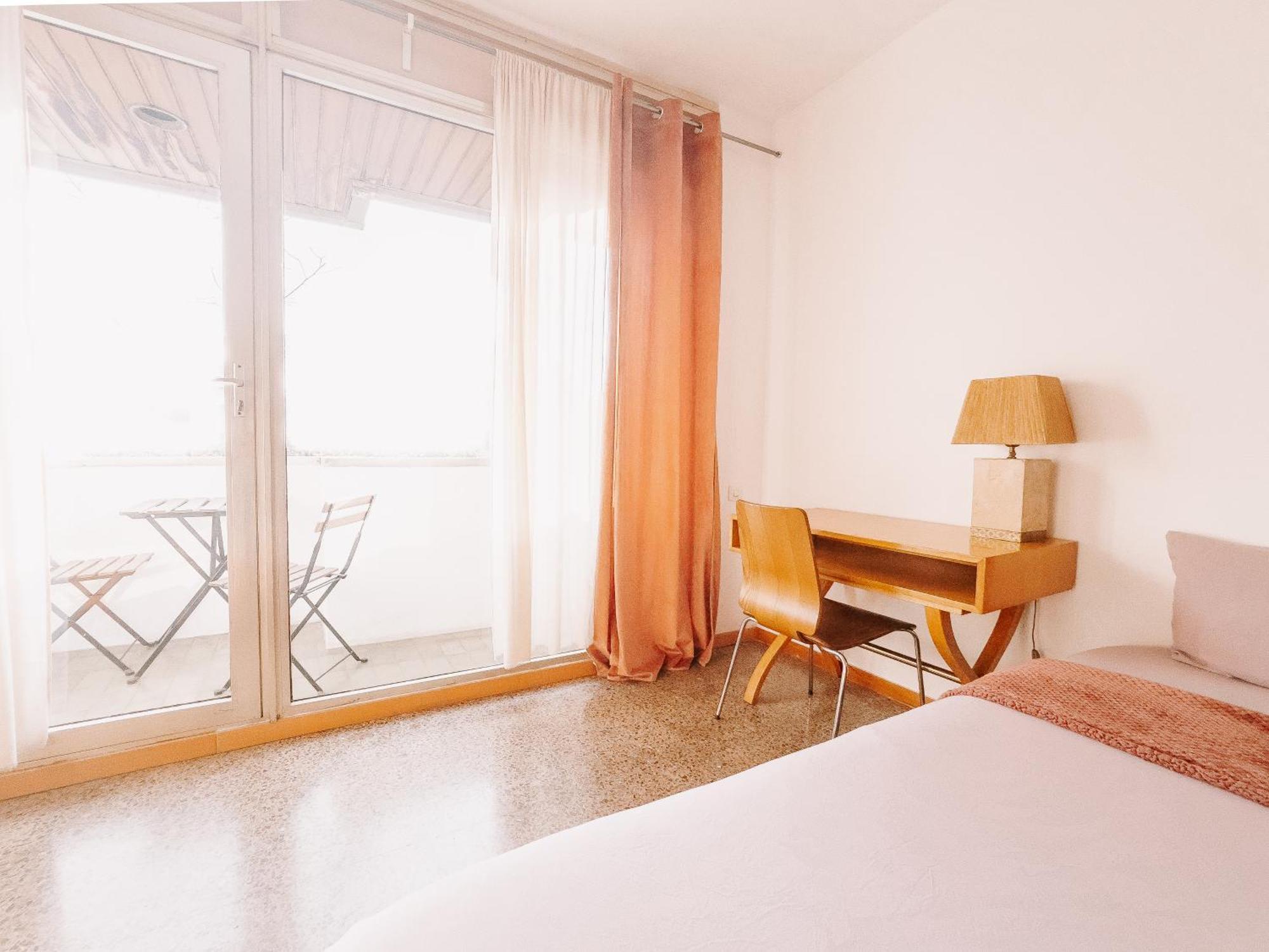 Lovely Rooms In Shared Apartment Gracia Neighborhood Barcelona Exterior photo