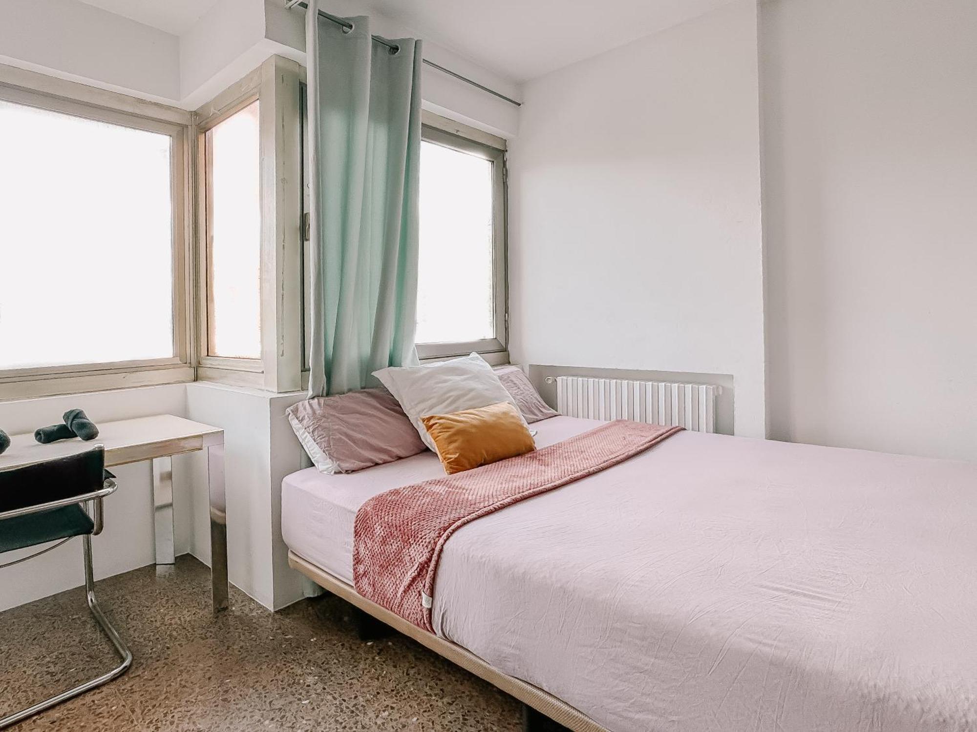 Lovely Rooms In Shared Apartment Gracia Neighborhood Barcelona Exterior photo